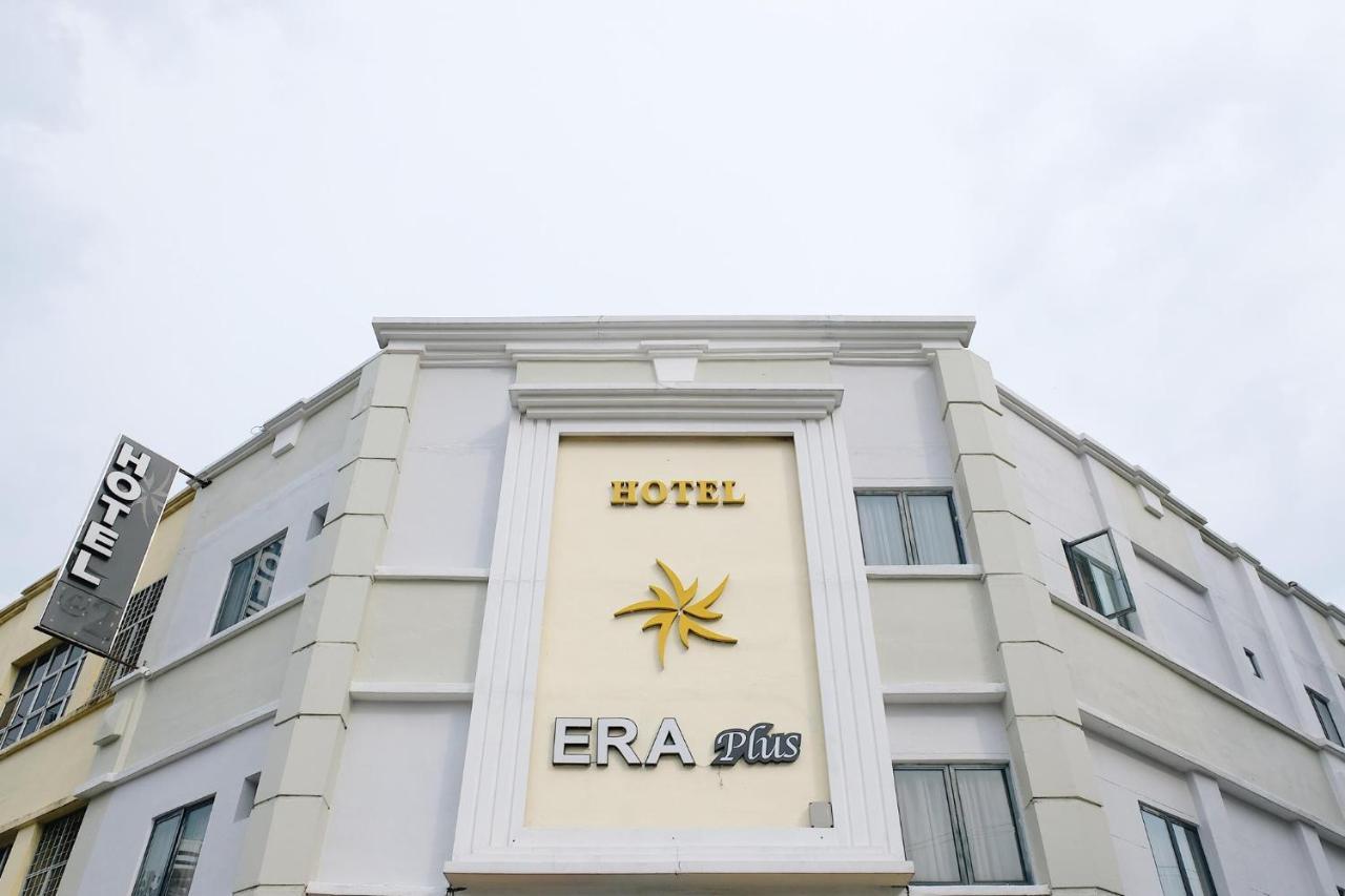 Era Plus Hotel Seri Kembangan Extérieur photo