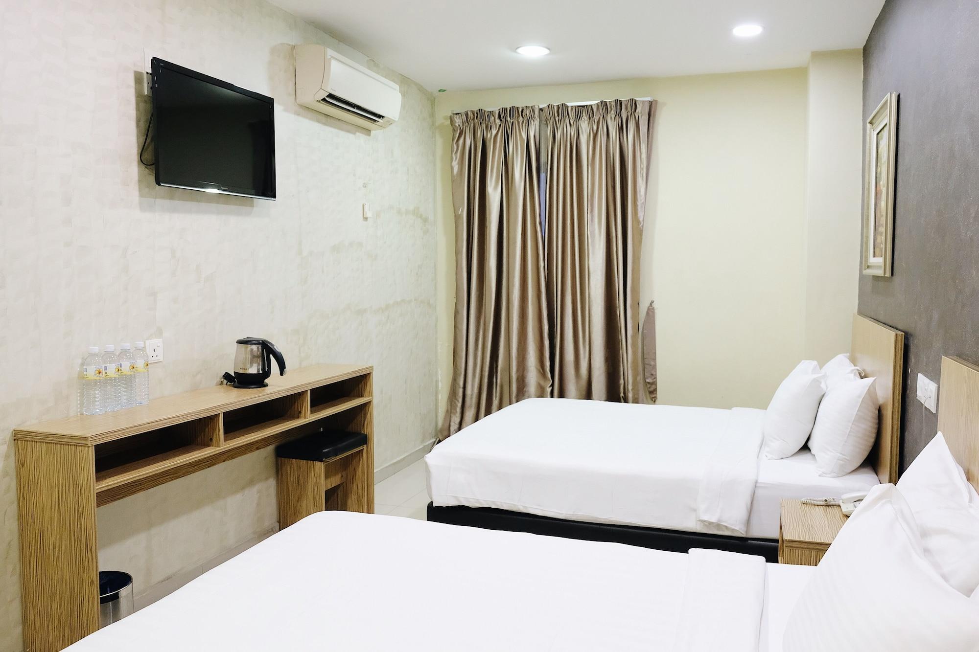 Era Plus Hotel Seri Kembangan Extérieur photo